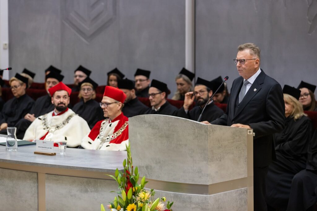 Inauguration of the academic year at Bydgoszcz University of Science and Technology, photo by Tomasz Czachorowski/eventphoto.com.pl for the UMWKP