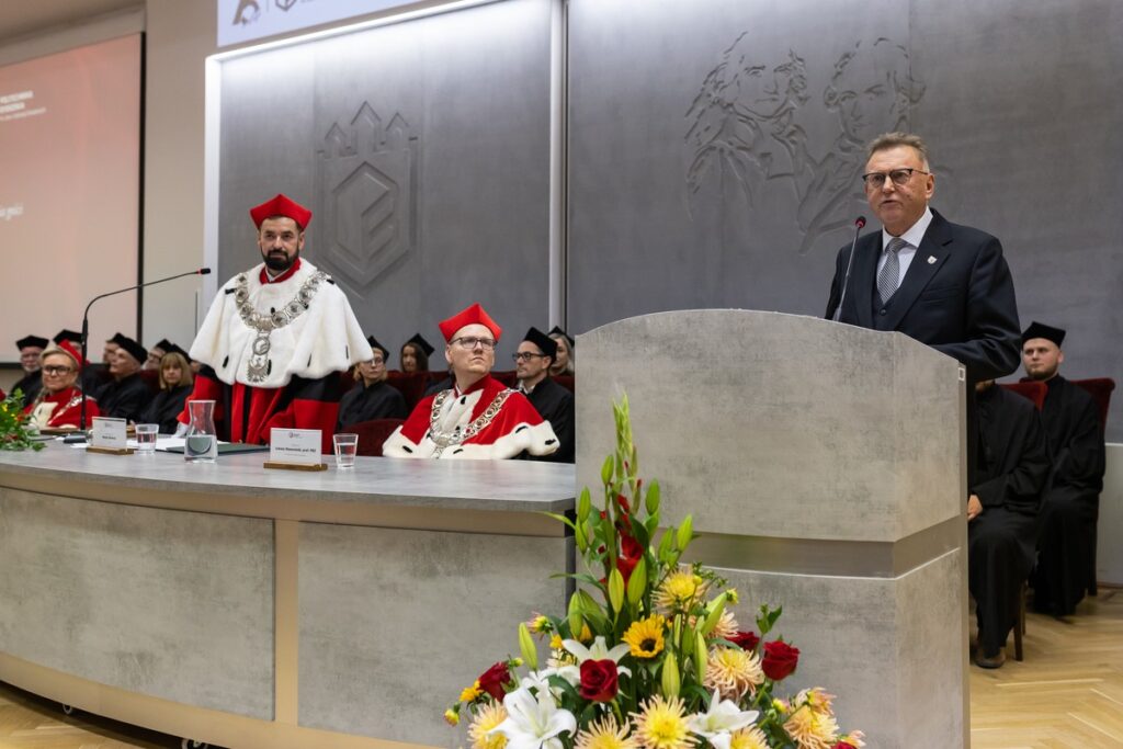 Inauguration of the academic year at Bydgoszcz University of Science and Technology, photo by Tomasz Czachorowski/eventphoto.com.pl for the UMWKP