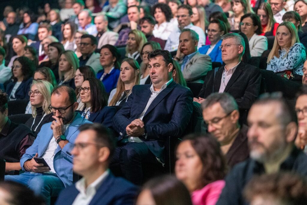 Konferencja „Firma Przyszłości”, fot. Szymon Zdziebło/tarantoga.pl dla UMWKP