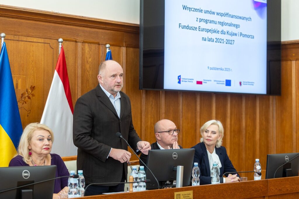 Presentation of FEdKP contracts, October 9, 2025, photo by Szymon Zdziebło/tarantoga.pl for the UMWKP