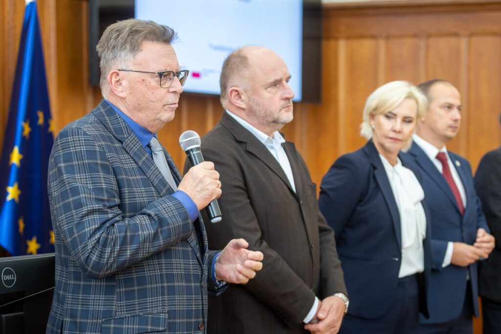 Presentation of FEdKP contracts, October 9, 2025, photo by Szymon Zdziebło/tarantoga.pl for the UMWKP