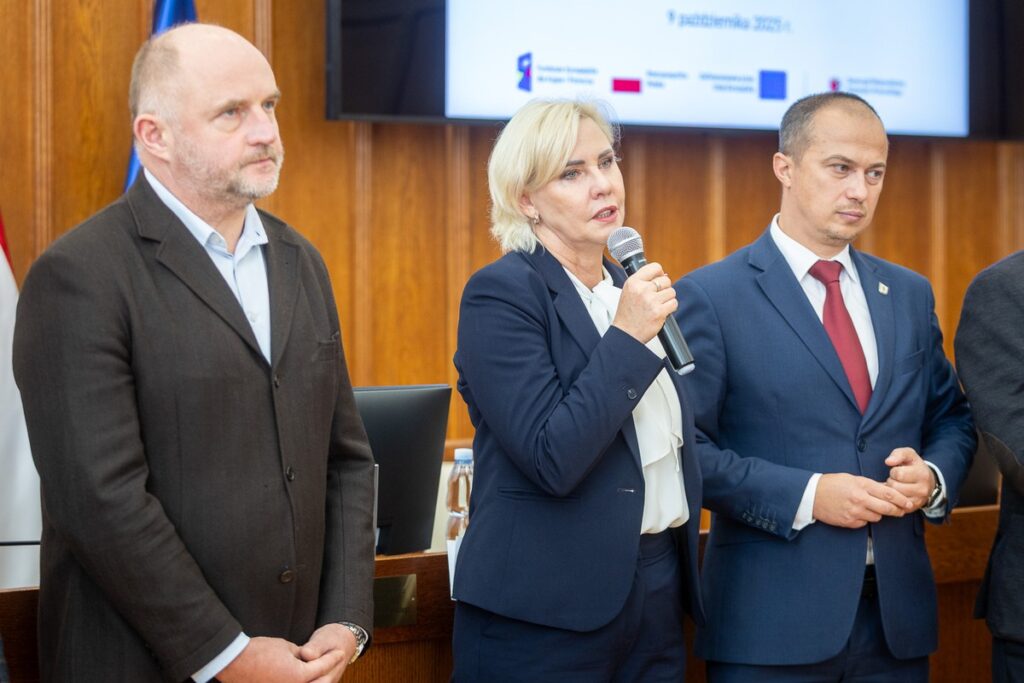 Presentation of FEdKP contracts, October 9, 2025, photo by Szymon Zdziebło/tarantoga.pl for the UMWKP