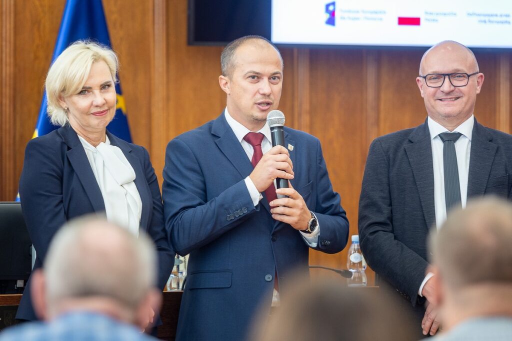 Presentation of FEdKP contracts, October 9, 2025, photo by Szymon Zdziebło/tarantoga.pl for the UMWKP