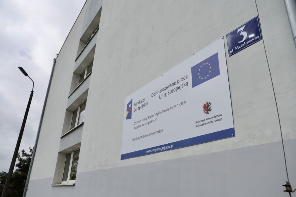 Uroczystość otwarcia centrum usług społecznych w Inowrocławiu, fot. Andrzej Goiński/UMWKP