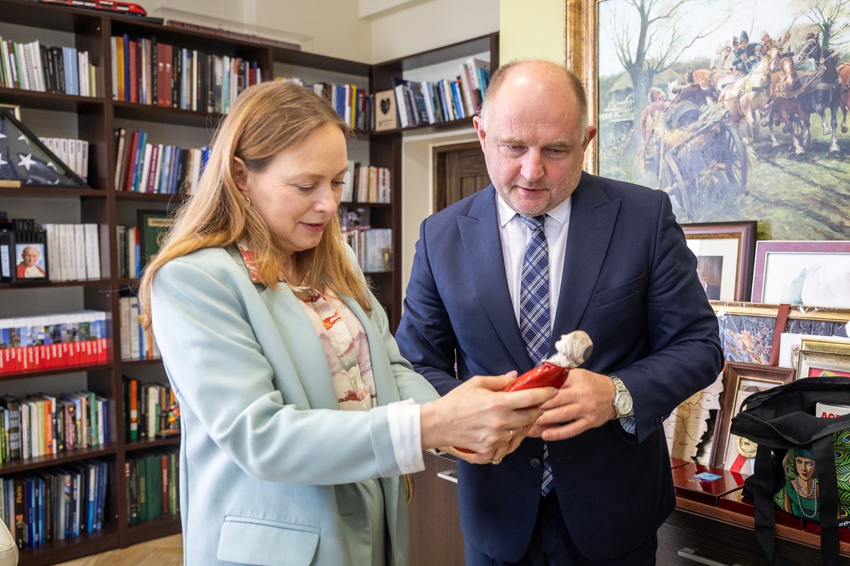 Spotkanie z minister Katarzyną Pełczyńską-Nałęcz, fot. Szymon Zdzieblo/tarantoga dla UMWKP