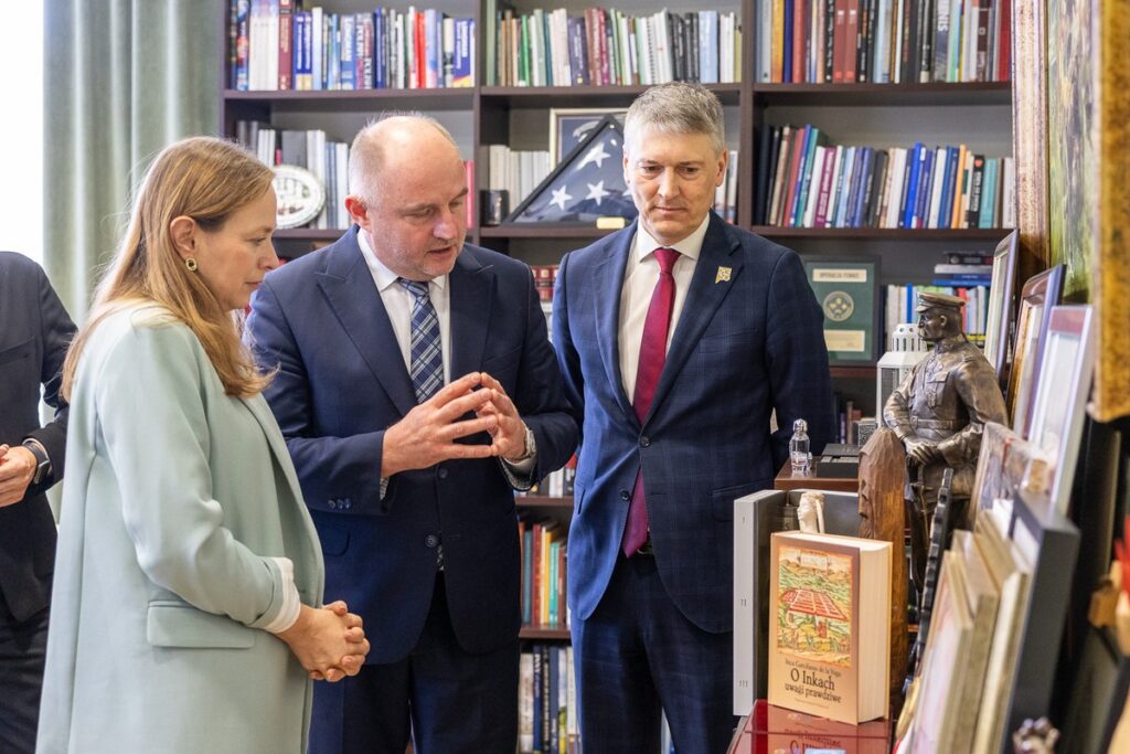 Spotkanie z minister Katarzyną Pełczyńską-Nałęcz, fot. Szymon Zdzieblo/tarantoga dla UMWKP