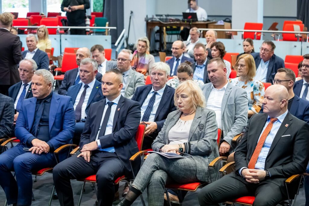 Spotkanie minister Katarzyny Pełczyńskiej-Nałęcz w samorządowcami w Bydgoszczy, fot. Tomasz Czachorowski/eventphoto dla UMWKP
