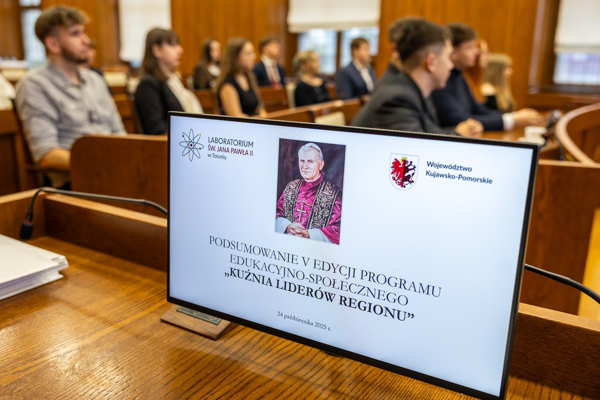 Podsumowanie V. edycji Kuźni liderów regionu, fot. Szymon Zdziebło/tarantoga.pl dla UMWKP