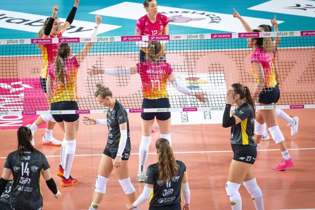 Mecz Metalkasu Pałacu Bydgoszcz z Sokołem & Hagric Mogilno, fot. Tomasz Czachorowski/eventphoto.com.pl dla UMWKP