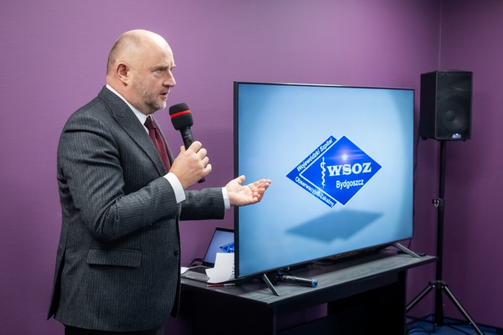 Uroczystość otwarcia zmodernizowanego pawilonu w Wojewódzkim Szpitalu Obserwacyjno-Zakaźnym w Bydgoszczy, fot. Tomasz Czachorowski/eventphoto dla UMWKP