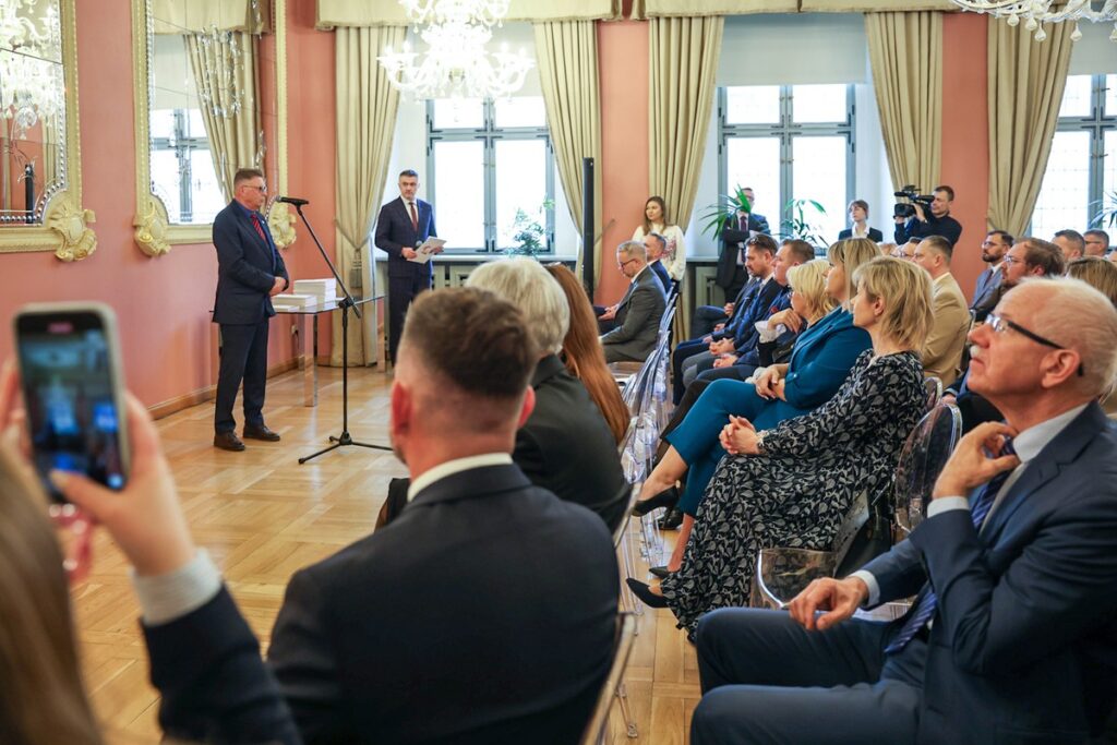 Spotkanie z partnerami naszych e-projektów, fot. Szymon Zdziebło/tarantoga dla UMWKP