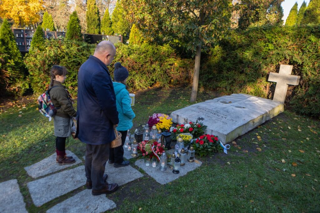 Fundraising at St. George’s Cemetery in Toruń, photo by Mikołaj Kuras for the UMWKP
