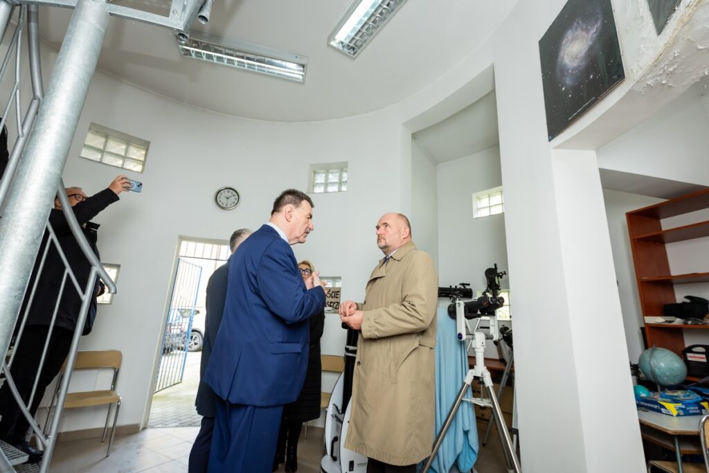 Wizyta w astrobazie w Żninie, fot. Tomasz Czachorowski/eventphoto.com.pl dla UMWKP