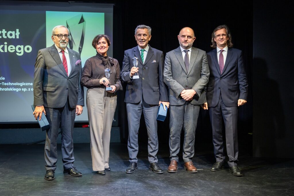 Gala otwarcia Kujawsko-Pomorskiego Forum Innowacji, Nauki, Biznesu i Samorządu, fot. Szymon Zdziebło/tarantoga.pl dla UMWKP