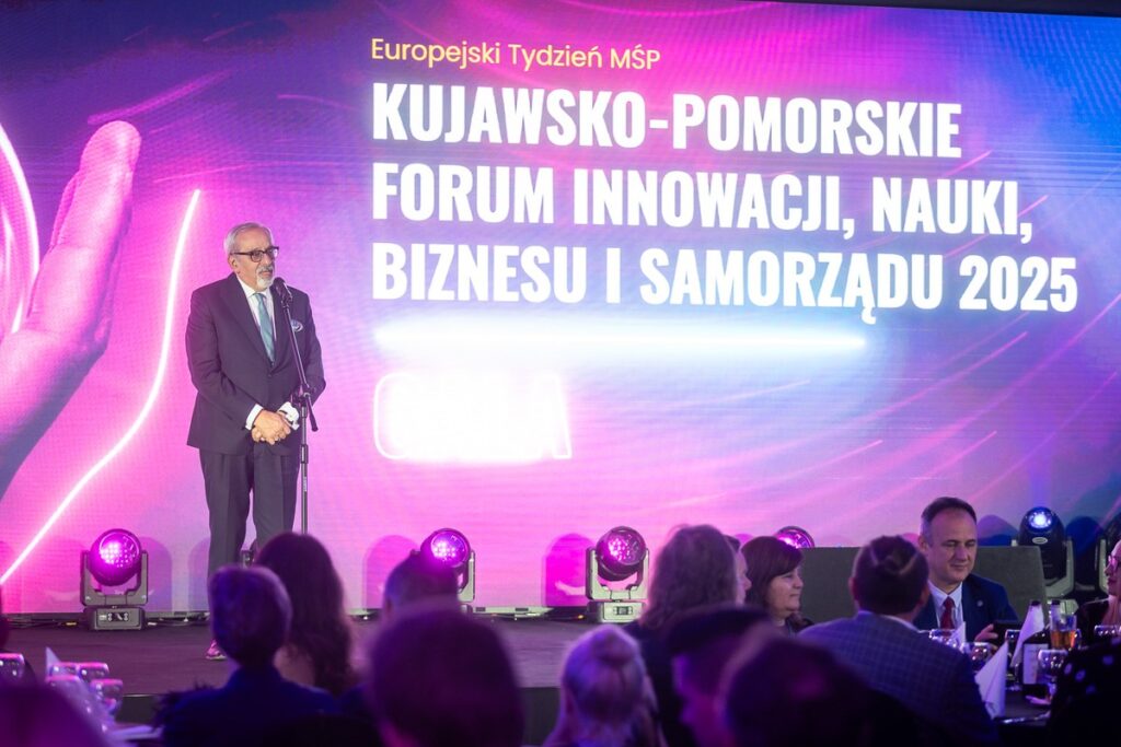 Award Ceremony of the “Leaders of Innovation of Pomorze and Kujawy” Competition, photo by Szymon Zdziebło / tarantoga.pl for the UMWKP