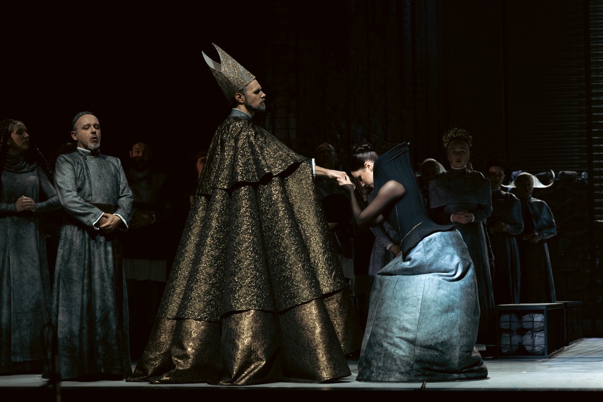 "King Roger", Opera Nova, premiere on November 8, 2025, directed by Robert Bondara, photo by Miłosz Budzyński for Opera Nova
