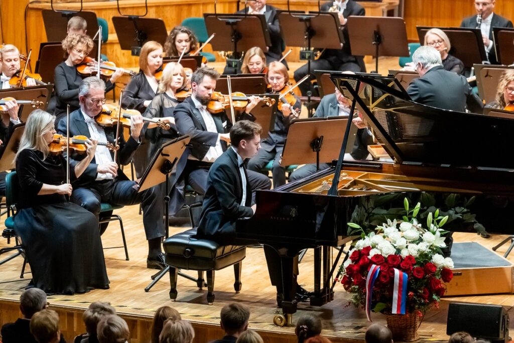 Koncert inauguracyjny XIII Międzynarodowego Konkursu Pianistycznego im. Ignacego Jana Paderewskiego, fot. Tomasz Czachorowski/eventphoto dla UMWKP