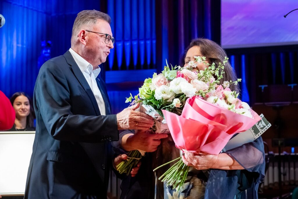 Ceremonia wręczenia Nagrody Filmowej Marszałka Województwa Annie Dymnej, Old Film Festival, Bydgoszcz, fot. Tomasz Czachorowski/eventphoto dla UMWP