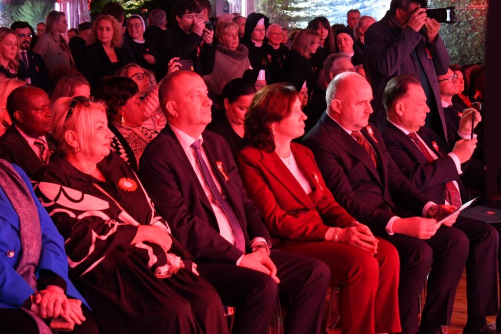 Uroczysty piknik Święta Niepodległości, ambasada RP przy Stolicy Apostolskiej, Rzym, fot. Joanna Wawrzyniak dla UMWKP