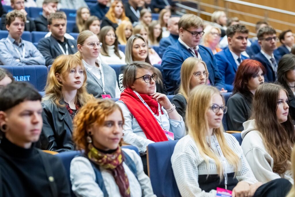 III Kongres Młodzieżowych rad Województwa, fot. Tomasz Czachorowski/eventphoto.com.pl dla UMWKP