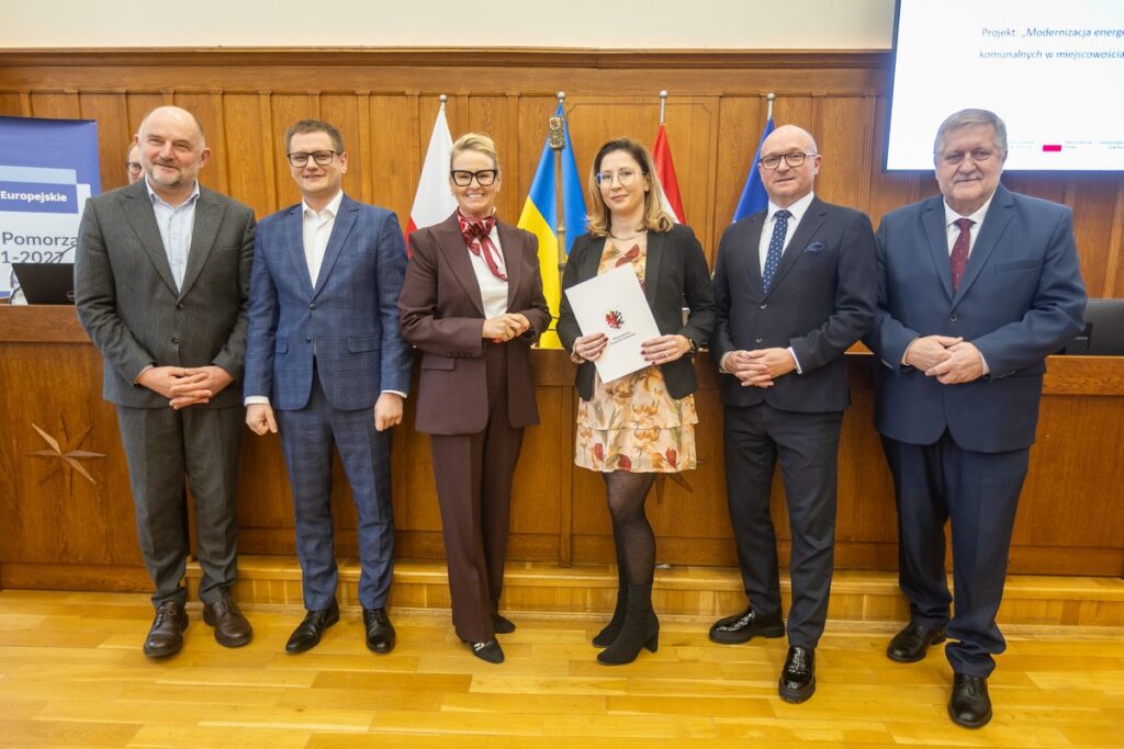 Ceremony of Awarding EFKP Agreements, 17 November 2025, photo by Szymon Zdziebło/tarantoga.pl for UMWKP