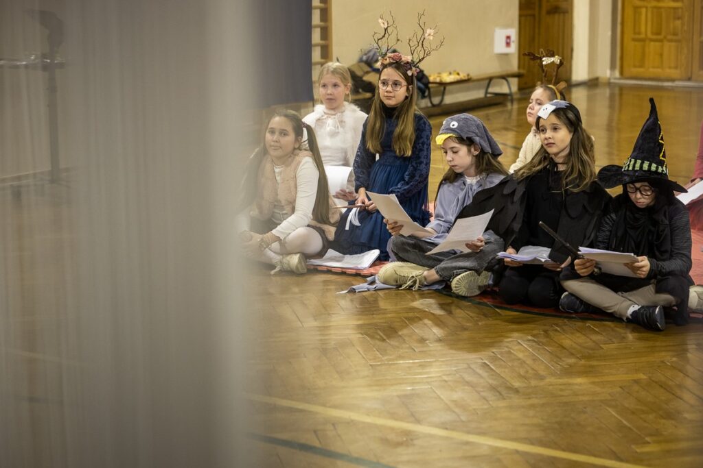 Youth club in Dobrzyń nad Wisłą, photo by Szymon Zdziebło/tarantoga.pl for the UMWKP