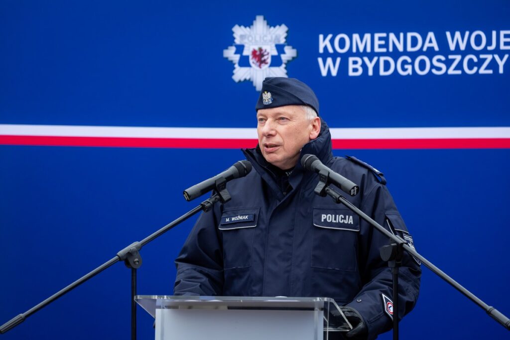 Uroczyste przekazanie sprzętu policji, fot. Tomasz Czachorowski/eventphoto.com.pl dla UMWKP