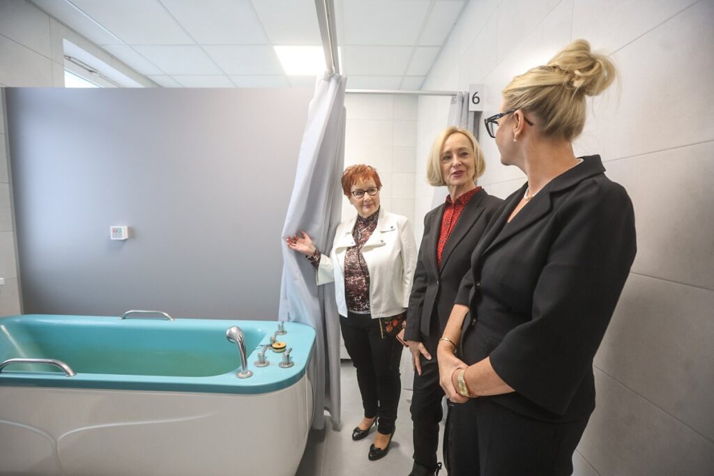 Otwarcie po modernizacji kompleksu hotelowo-sanatoryjnego „Markiewicz” w Ciechocinku, fot. Szymon Zdziebło/tarantoga.pl dla UMWKP