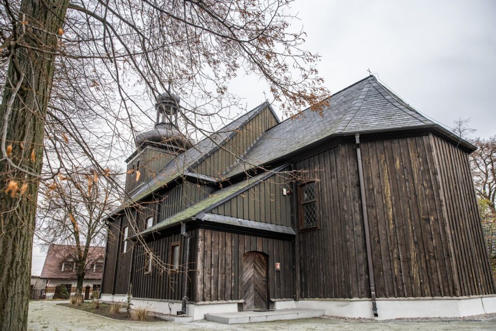 Roman Catholic Parish of St. Michael the Archangel in Siedlimowo (Mogilno County), photo by Andrzej Goiński / UMWKP