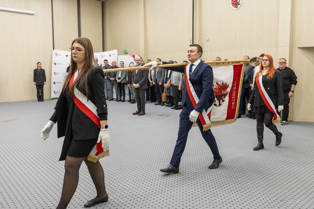 Oath-taking ceremony for officials, 4 December 2025, photo by Szymon Zdziebło/tarantoga.pl for UMWKP