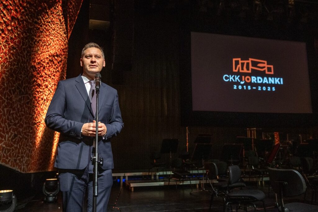 Gala jubileuszowa w Centrum Kulturalno-Kongresowym Jordanki, fot. Szymon Zdziebło/tarantoga.pl dla UMWKP