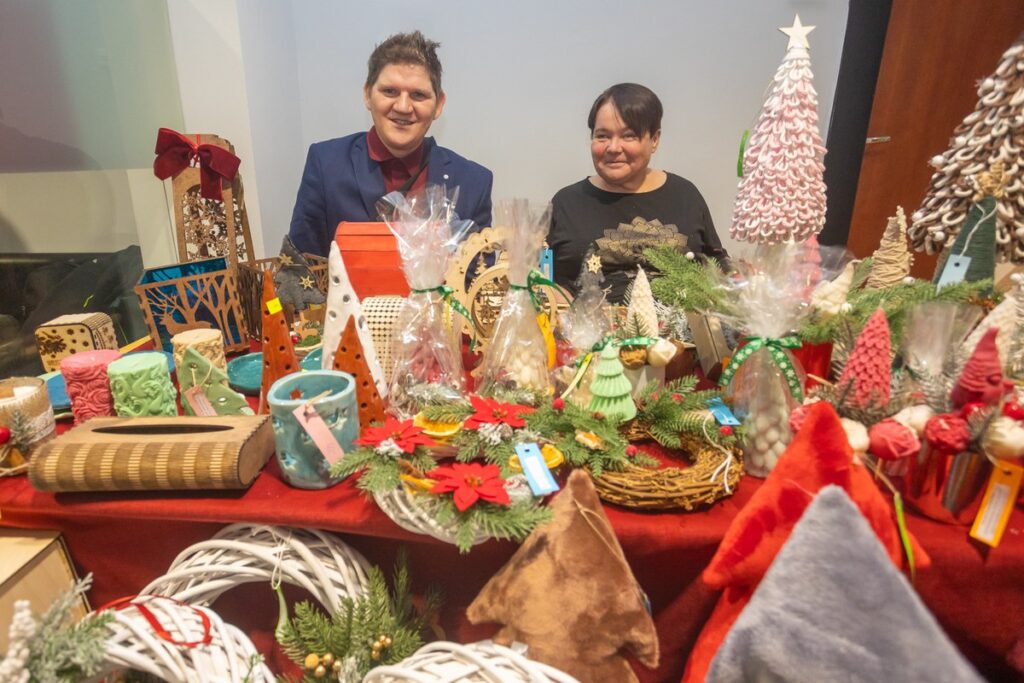 Kiermasz „My też potrafimy”, fot. Mikołaj Kuras dla UMWKP