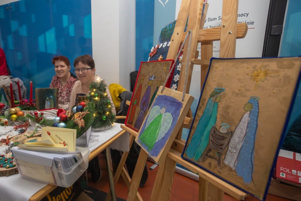 Kiermasz „My też potrafimy”, fot. Mikołaj Kuras dla UMWKP