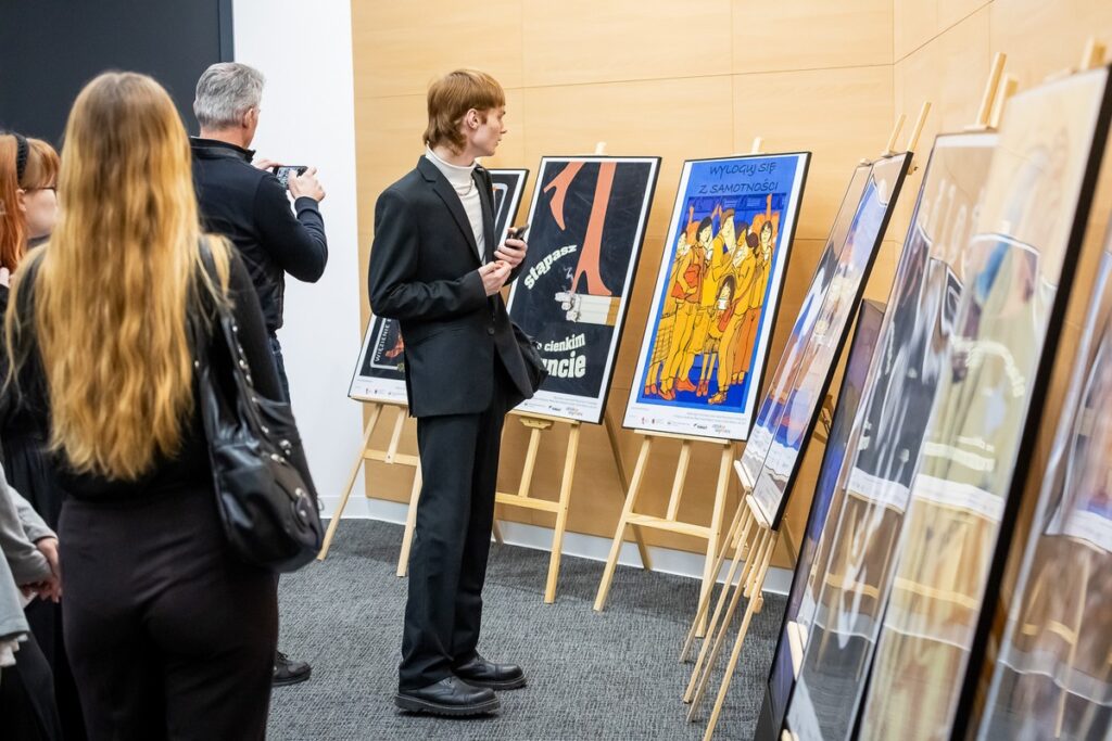 Presentation of awards in the art competition “Poster! Action! Reaction!”, photo by Tomasz Czachorowski/eventphoto.com.pl for the UMWKP