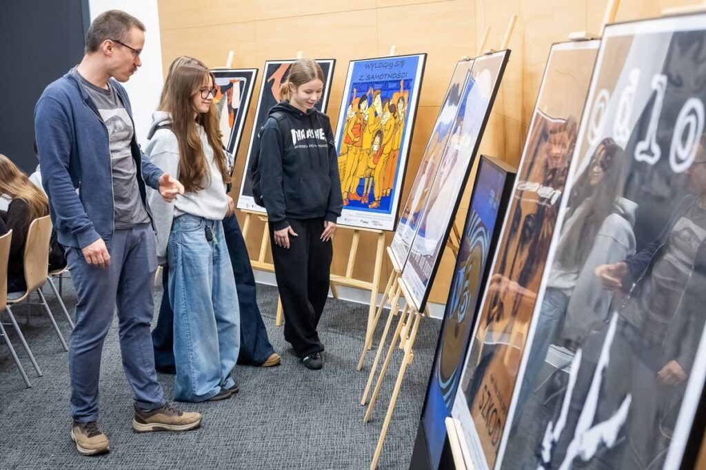 Presentation of awards in the art competition “Poster! Action! Reaction!”, photo by Tomasz Czachorowski/eventphoto.com.pl for the UMWKP
