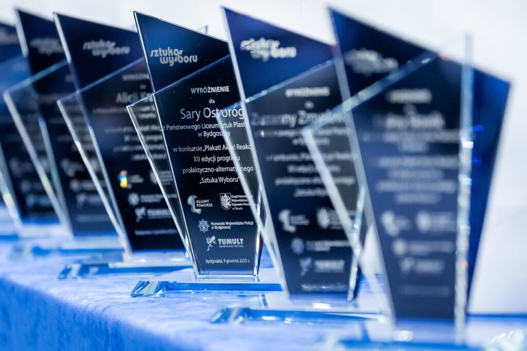 Presentation of awards in the art competition “Poster! Action! Reaction!”, photo by Tomasz Czachorowski/eventphoto.com.pl for the UMWKP