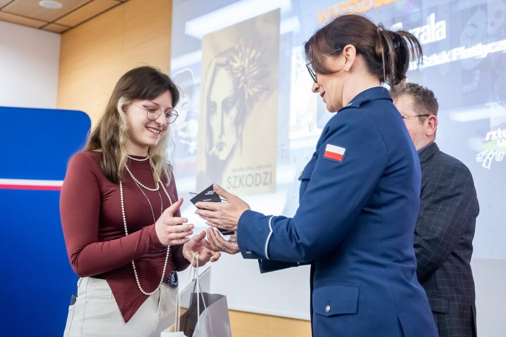 Presentation of awards in the art competition “Poster! Action! Reaction!”, photo by Tomasz Czachorowski/eventphoto.com.pl for the UMWKP