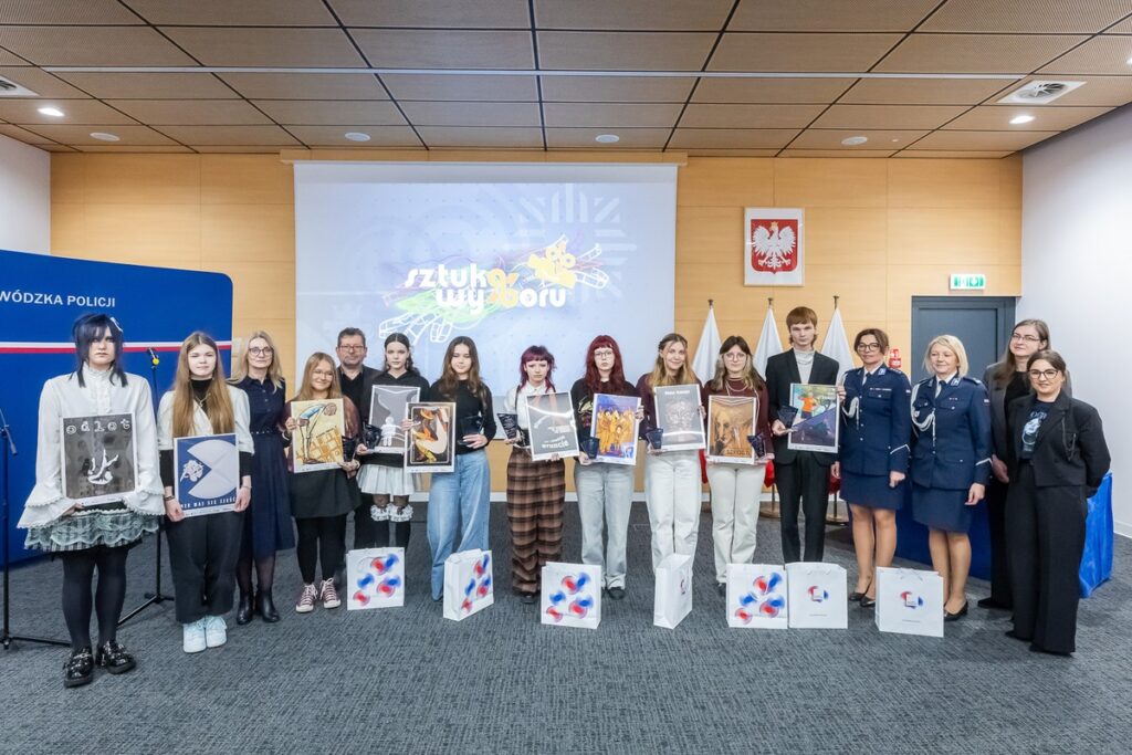 Presentation of awards in the art competition “Poster! Action! Reaction!”, photo by Tomasz Czachorowski/eventphoto.com.pl for the UMWKP