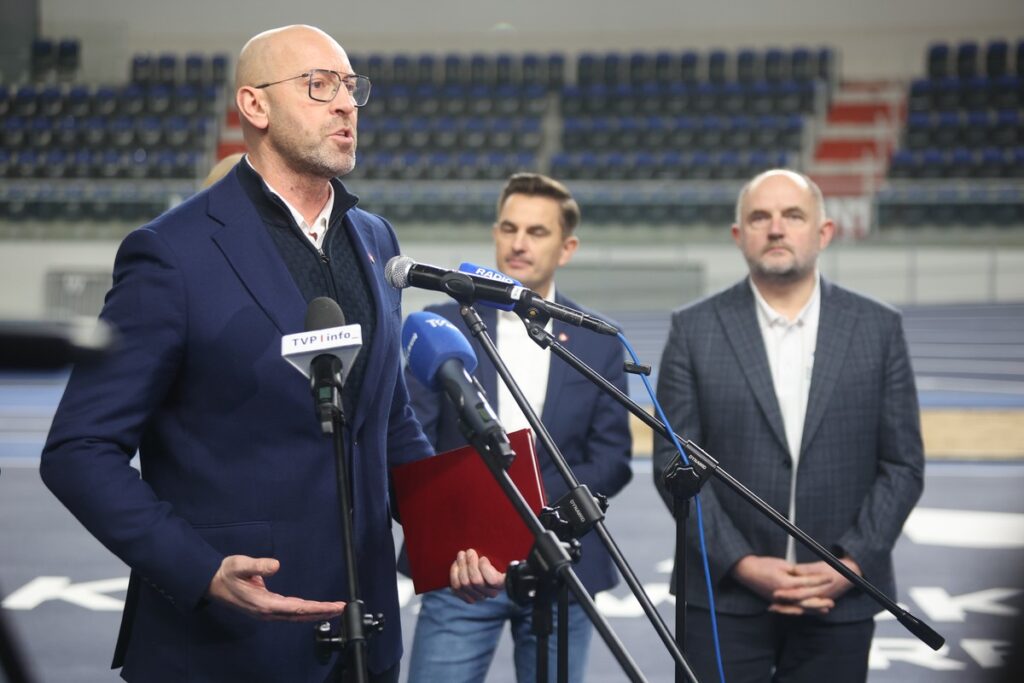 Spotkanie z ministrem sportu i turystyki Jakubem Rutnickim i prezesem Polskiego Związku Lekkiej Atletyki Sebastianem Chmarą w Toruniu, fot. Mikolaj Kuras dla UMWKP