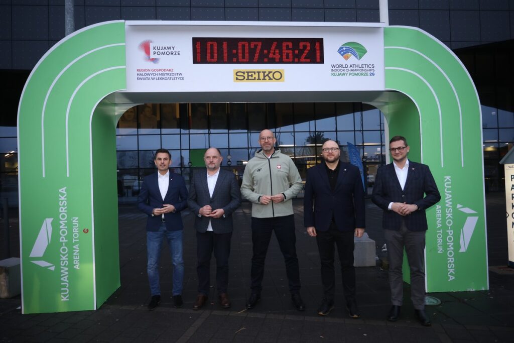 Spotkanie z ministrem sportu i turystyki Jakubem Rutnickim i prezesem Polskiego Związku Lekkiej Atletyki Sebastianem Chmarą w Toruniu, fot. Mikolaj Kuras dla UMWKP