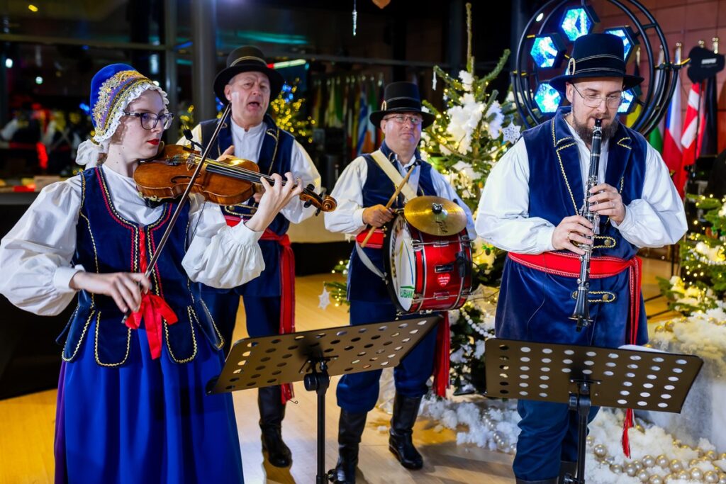 Przedświąteczne spotkanie w Komitecie Regionów, fot. Tomasz Czachorowski/eventphoto.com.pl dla UMWKP