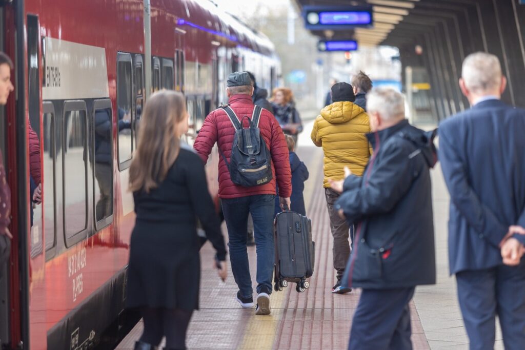 Inauguracja połączeń do Ciechocinka, fot. Mikołaj Kuras dla UMWKP