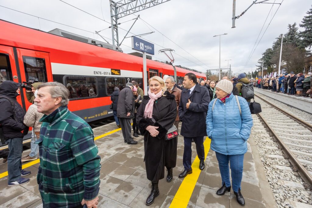 Inauguracja połączeń do Ciechocinka, fot. Mikołaj Kuras dla UMWKP
