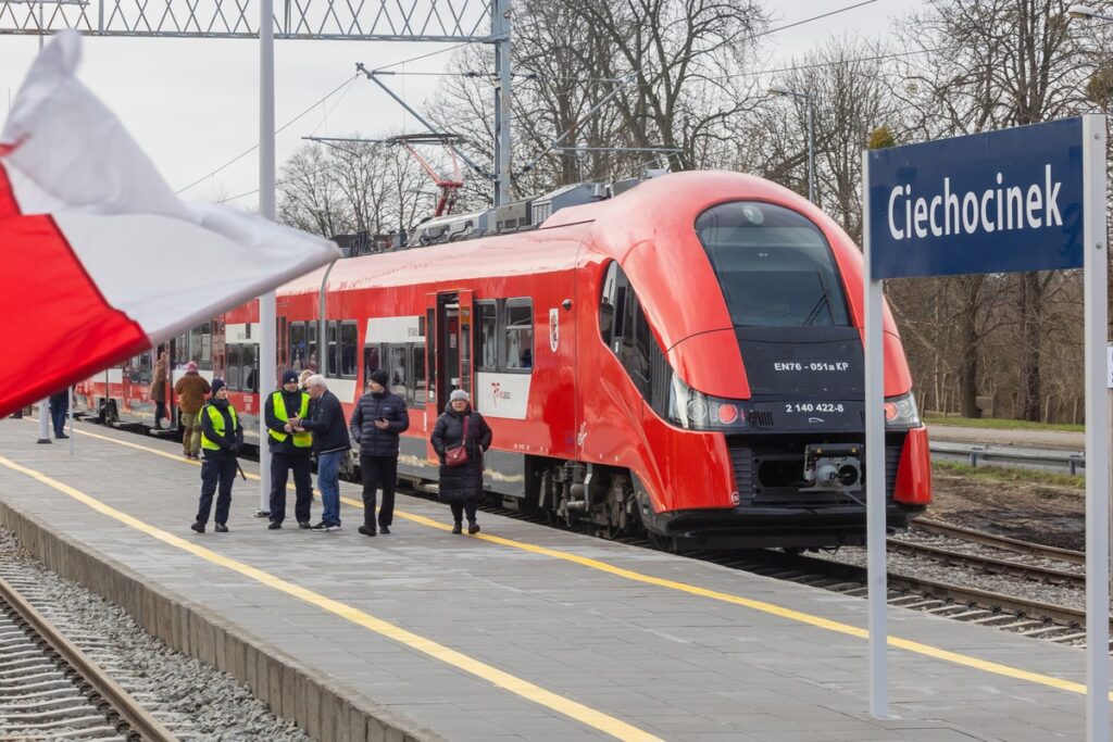 Inauguracja połączeń do Ciechocinka, fot. Mikołaj Kuras dla UMWKP