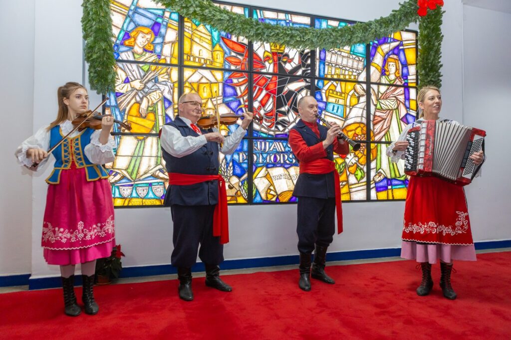 Warsztaty świąteczne z marszałkiem, fot. Mikołaj Kuras dla UMWKP