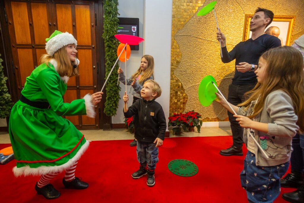 Warsztaty świąteczne z marszałkiem, fot. Mikołaj Kuras dla UMWKP