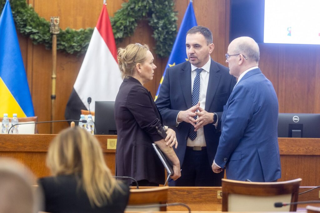 FEdKP contract signing ceremony, December 16, 2025, photo by Szymon Zdziebło/tarantoga for the UMWKP