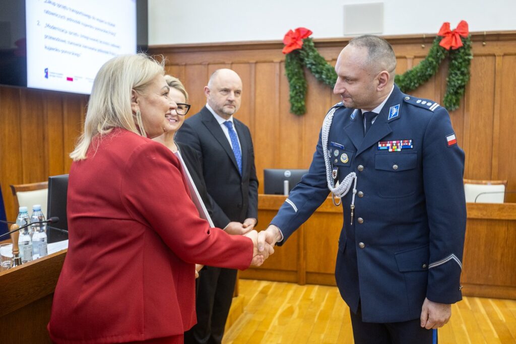 FEdKP contract signing ceremony, December 16, 2025, photo by Szymon Zdziebło/tarantoga for the UMWKP