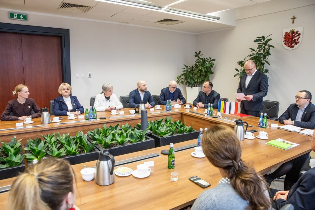 Spotkanie z delegacją z Obwodu Chmielnickiego, fot. Andrzej Goiński/UMWKP