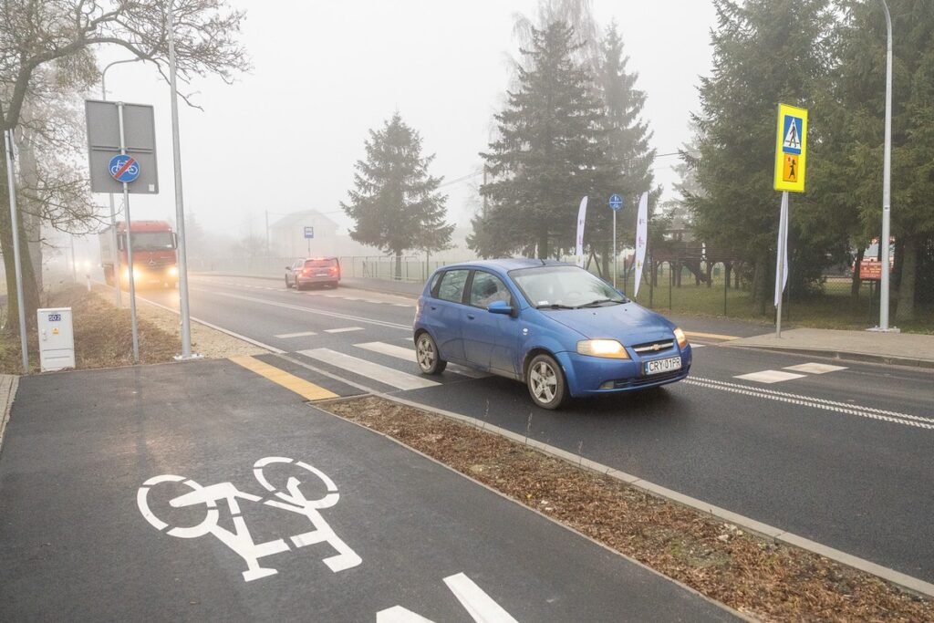 Opening of the modernized Regional Road No. 563, photo by Szymon Zdziebło / tarantoga.pl for the UMWKP